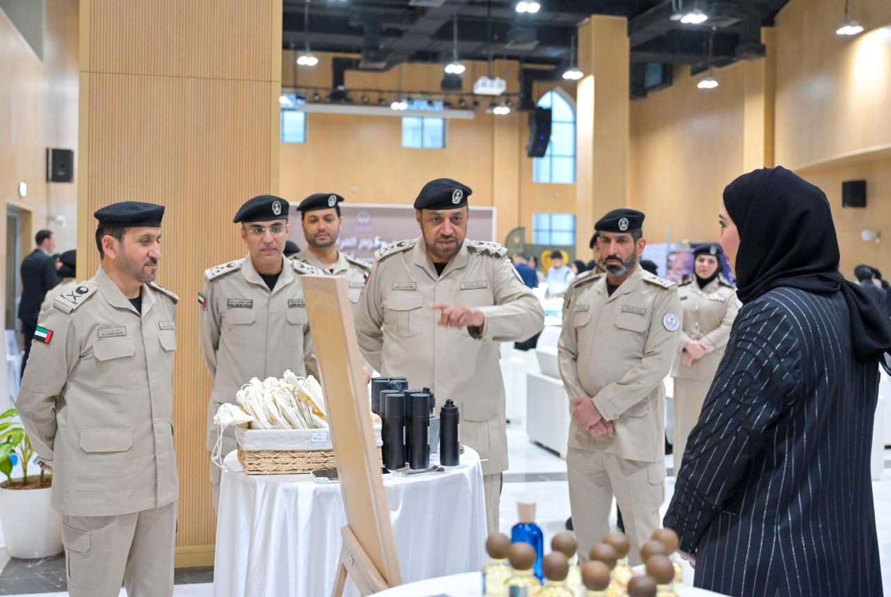 شرطة الشّارقة تحتفي بيوم المرأة الإماراتيّة  تمكينٌ راسخٌ وحضورٌ فاعلٌ في مسيرةِ العملِ الأمني