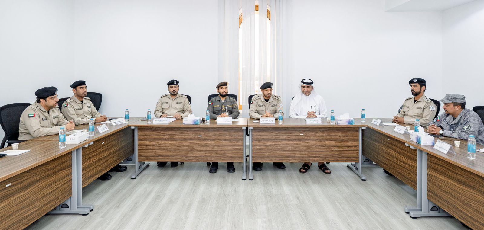 تحرير: إبراهيم بن عسكر

في إطار تعزيز التكامل المؤسسي بين الجهات الحكومية ذات الاختصاص استقبلت القيادة العامة لشرطة الشارقة أعضاء اللجنة التنظيمية للمنافذ والنقاط الحدودية، خلال ...