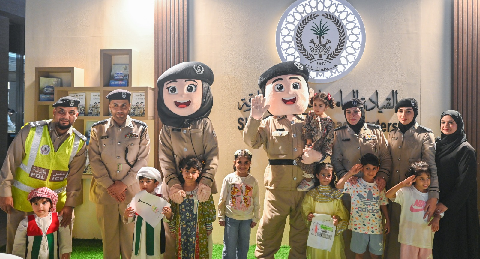 تحت شعار طفولة مصانة مجتمع مزهر .. شرطة الشارقة تحتفي بيوم الطفل العالمي