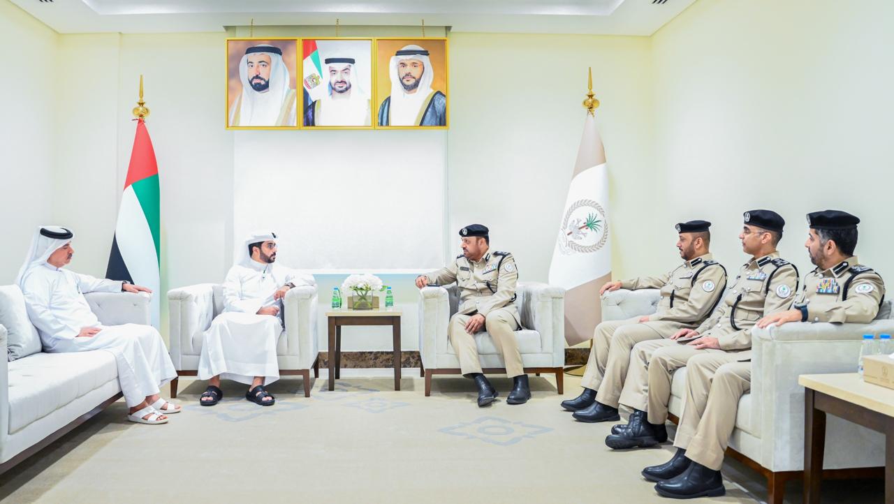 شرطة الشارقة والقنصلية العامة لمملكة البحرين يبحثان سبل تعزيز التعاون وتبادل الخبرات