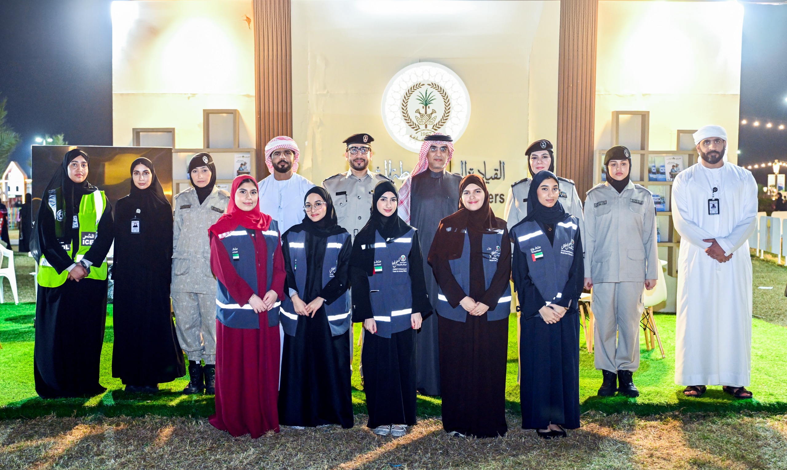 شرطة الشارقة تختتم مشاركتها في مهرجان ضواحي 14 بتفاعل مجتمعي واسع  