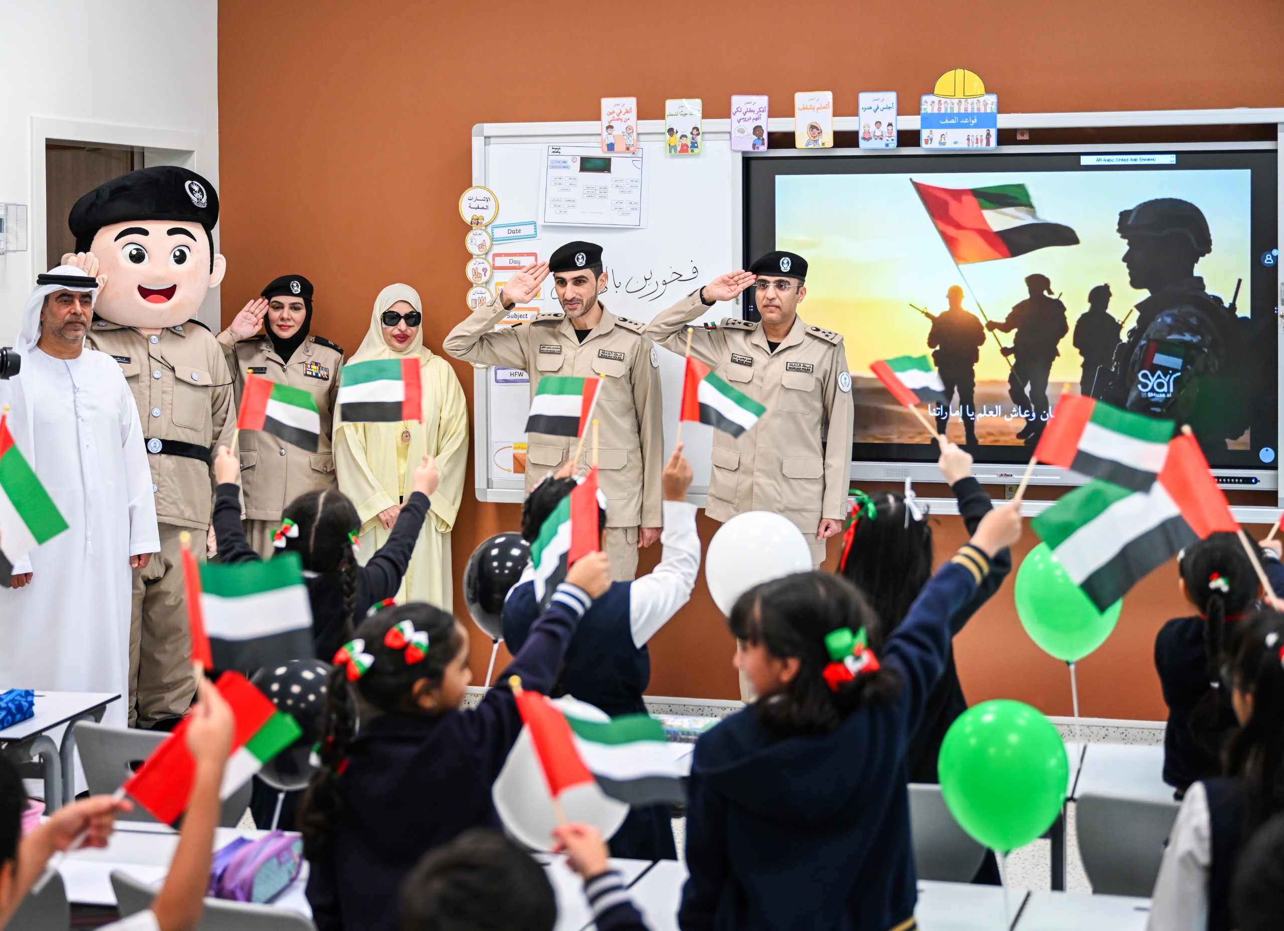 By: Ohoud
Suleiman Al Naqbi
Sharjah
Police celebrated this morning the students' return to schools through visits
to several educational institutions and to the &ldquo;Little ...