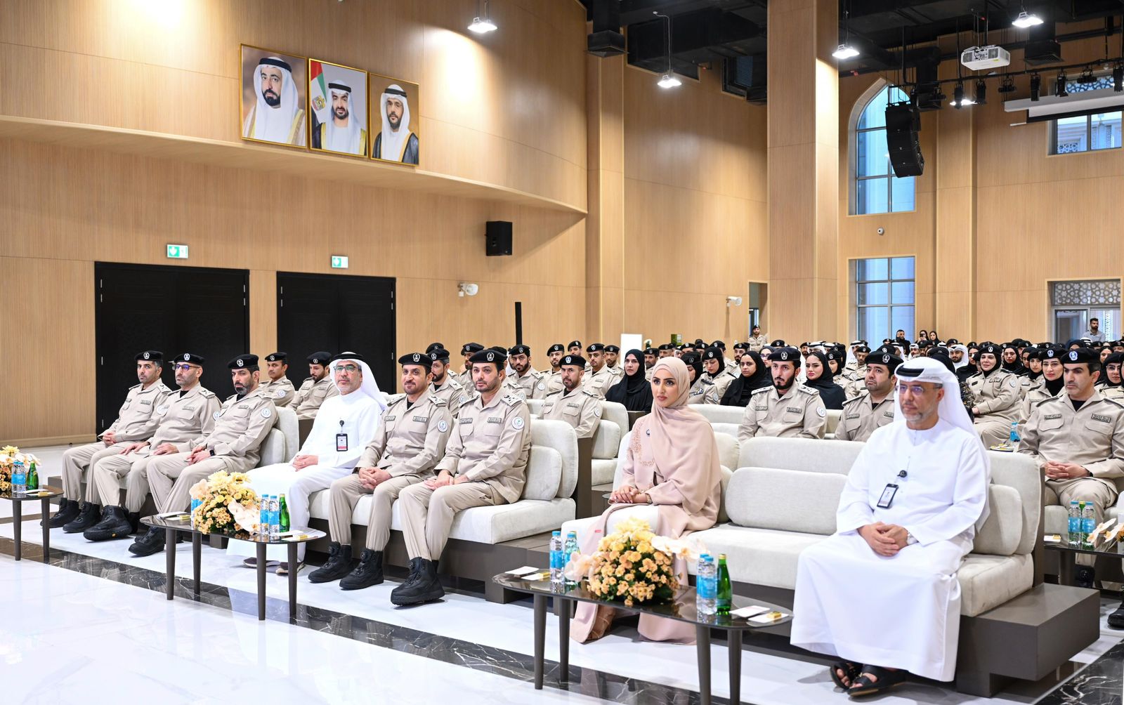 تحرير: ميثاء يونس الكتبي

في خطوة تعكس اهتمامها بتعزيز الثقافة المالية لدى منتسبيها&nbsp;⁠نظمت القيادة العامة لشرطة الشارقة ملتقى الوعي المالي في دورته الثانية بحضور سعادة العميد ...