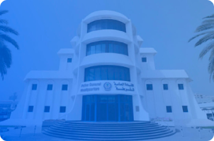 

تم توحيد الإمارات وقيام دولة الإمارات العربية المتحدة في عام 1971م وأنشئت بموجب ذلك وزارة الداخلية في ظل النظام الفيدرالي الجديد وفي عام 1975م أصدر صاحب السمو حاكم إمارة الشارقة الشيخ الدكتور سلطان بن محمد القاسمي عضو المجلس الأعلى للاتحاد مرسوما أميريا بدمج دوائر الشرطة والأمن العام بإمارة الشارقة بأجهزة وزارة الداخلية لتباشر مسؤولياتها في نطاق إمارة الشارقة

حيث تعمل تحت إشراف قائد عام الشرطة الذي يباشر مسؤوليات أمام صاحب السمو حاكم الشارقة ومعالي وزير الداخلية وتتكون القيادة العامة لشرطة الشارقة في الوقت الحاضر من عدد من الإدارات المتخصصة بمختلف مجالات العمل الشرطي والأمن والأجهزة والوحدات الثابتة لها بما في ذلك إدارة شرطة المنطقة الشرقية التي تضم مدينة خورفكان على ساحل الإمارة الشرقي والمناطق التابعة لها والتي يرد الإشارة إليها تباعا في هذا الموقع.
